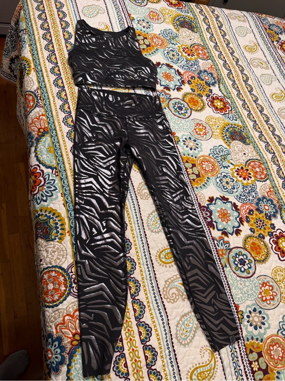 Peloton Black Zebra-Print High-Waisted Leggings and Crop Tank